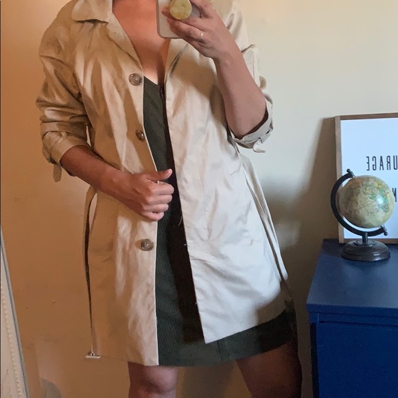 Trench ✨NEW✨without tags - Picture 3 of 3